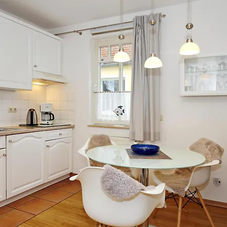 Schaumburg 01 Apartman Ostseebad Kühlungsborn
